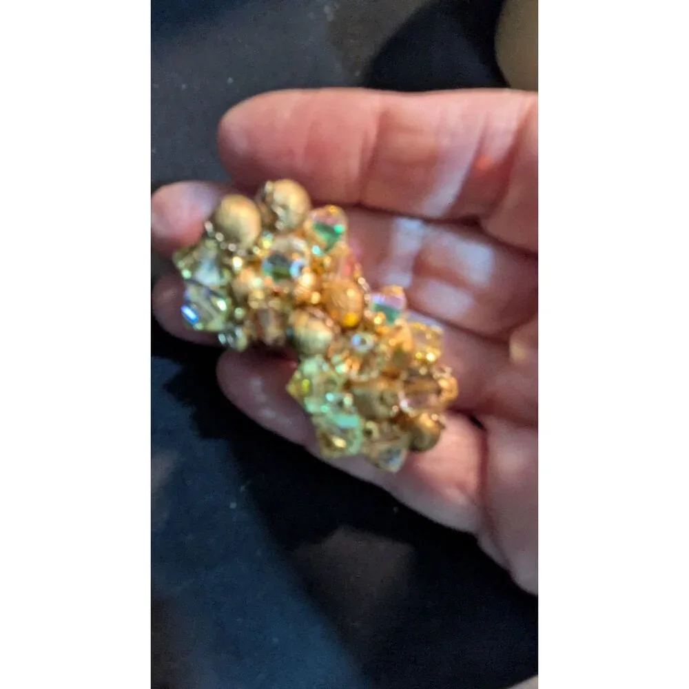 Vintage Clip-On Earrings Aurora Borealis‎ Crystal Beads Cluster Retro Estate